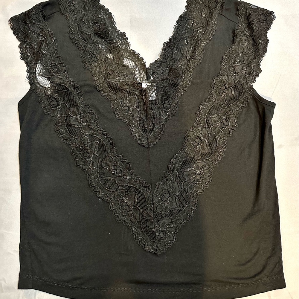 VENUS Black Lace V-Neck Blouse
